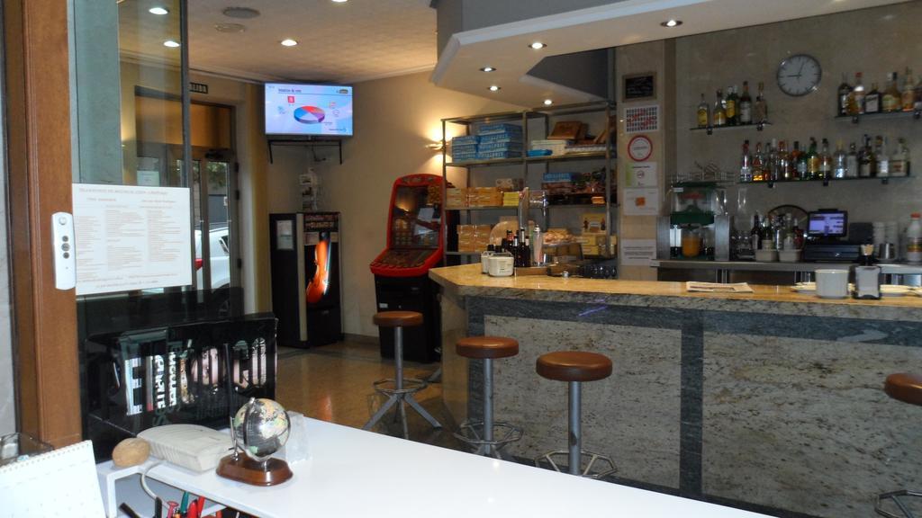Hostal Coruna アストルガ エクステリア 写真