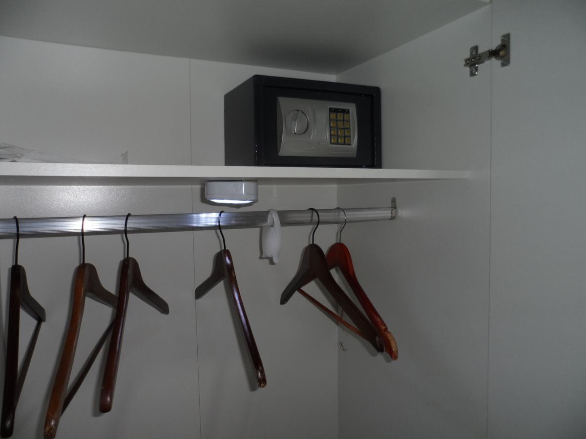 Hostal Coruna アストルガ エクステリア 写真