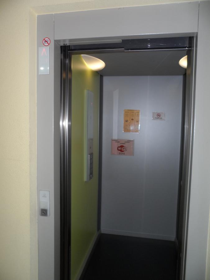 Hostal Coruna アストルガ エクステリア 写真