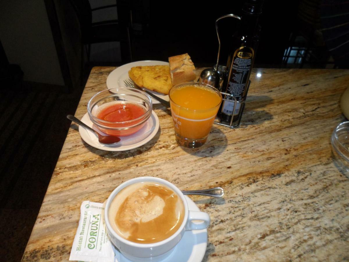 Hostal Coruna アストルガ エクステリア 写真